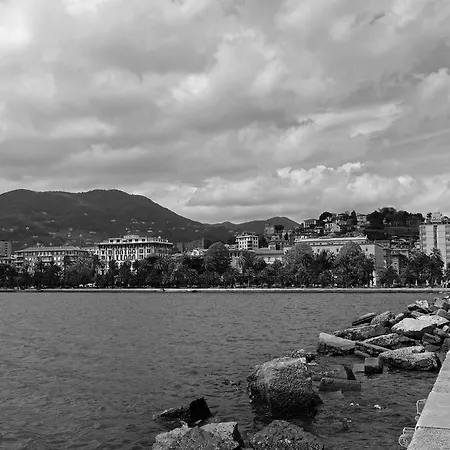 Platform1 Guest house 4*